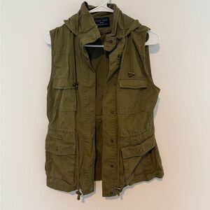 Love Tree Olive Green Vest